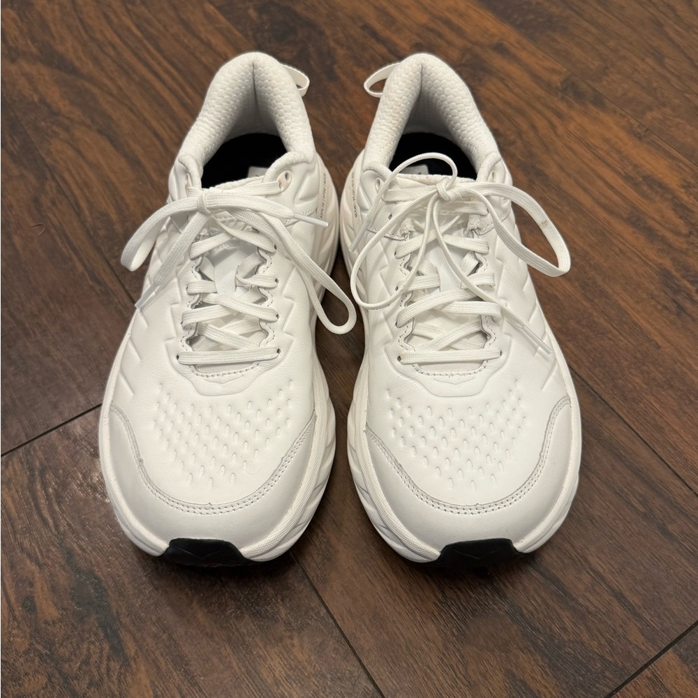 Hoka Bondi - US 8.5 women’s